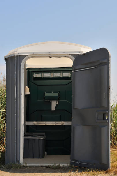 Best Temporary restroom rental  in Shawnee, KS